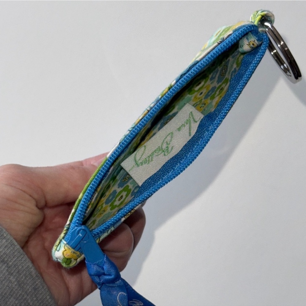 Vera Bradley | Floral ID Case with Keyring - Picture 7 of 10